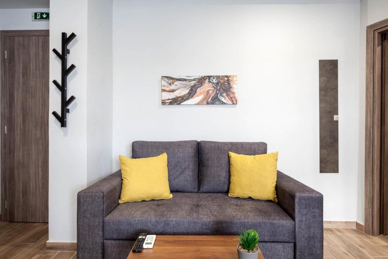 Raise Heraklion Boutique Apartments Bagian luar foto