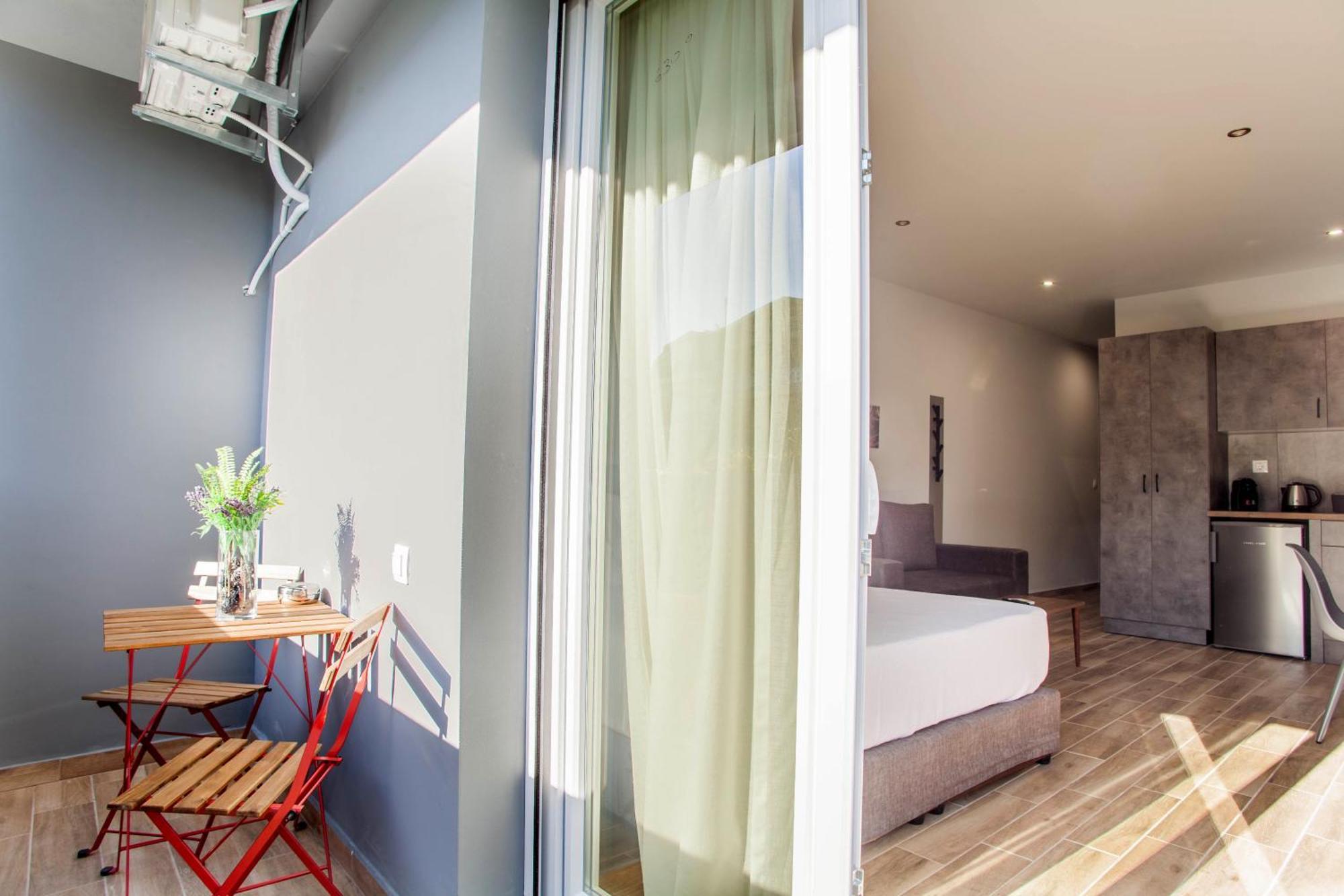 Raise Heraklion Boutique Apartments Bagian luar foto